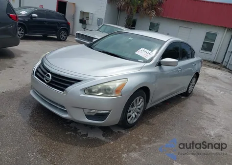 2014 Nissan Altima 2.5 из США, поврежденный, VIN 1N4AL3AP2EC168601